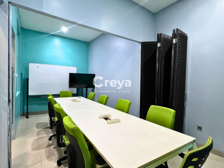 Perbandingan Meeting di Kafe vs Creya Space: Mana yang Lebih Menunjang Kesepakatan Bisnis?